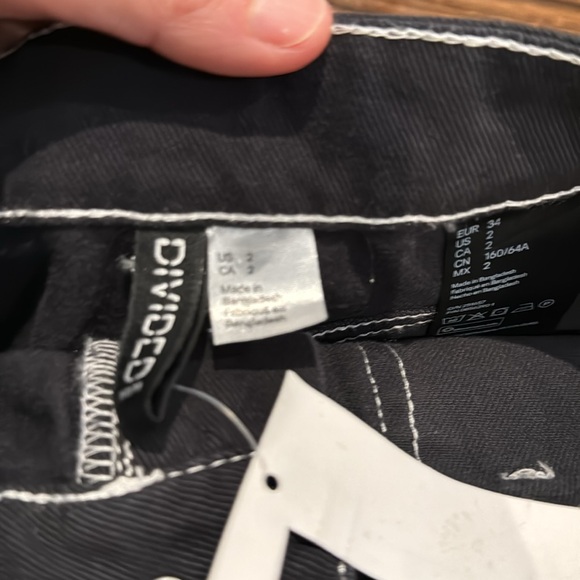 **NWT** H&M Shorts - Picture 5 of 5